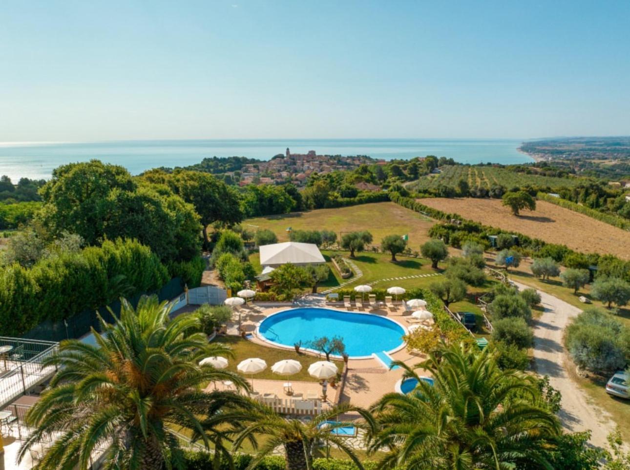 Hotel Le Cave Sirolo Εξωτερικό φωτογραφία
