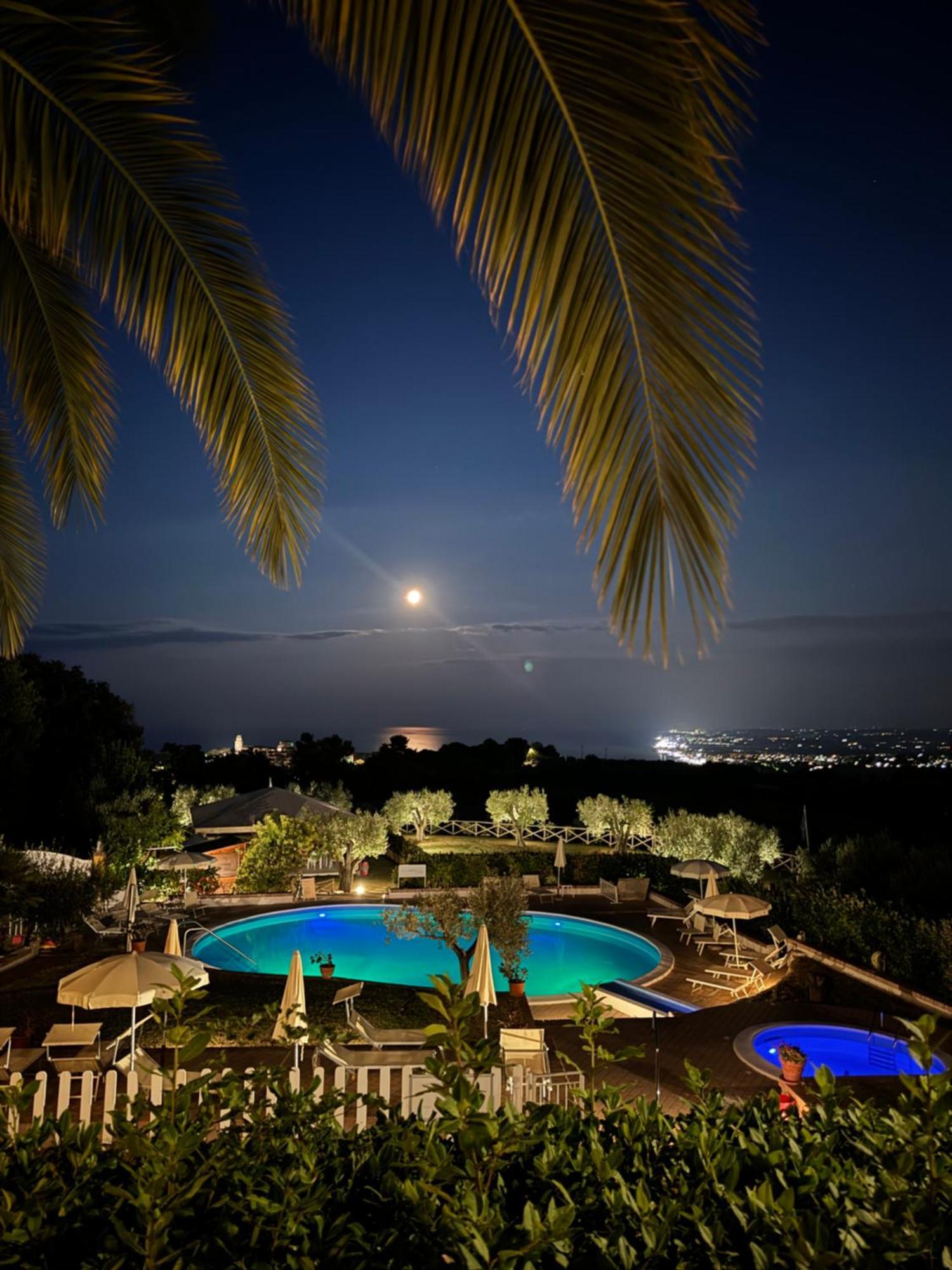Hotel Le Cave Sirolo Εξωτερικό φωτογραφία