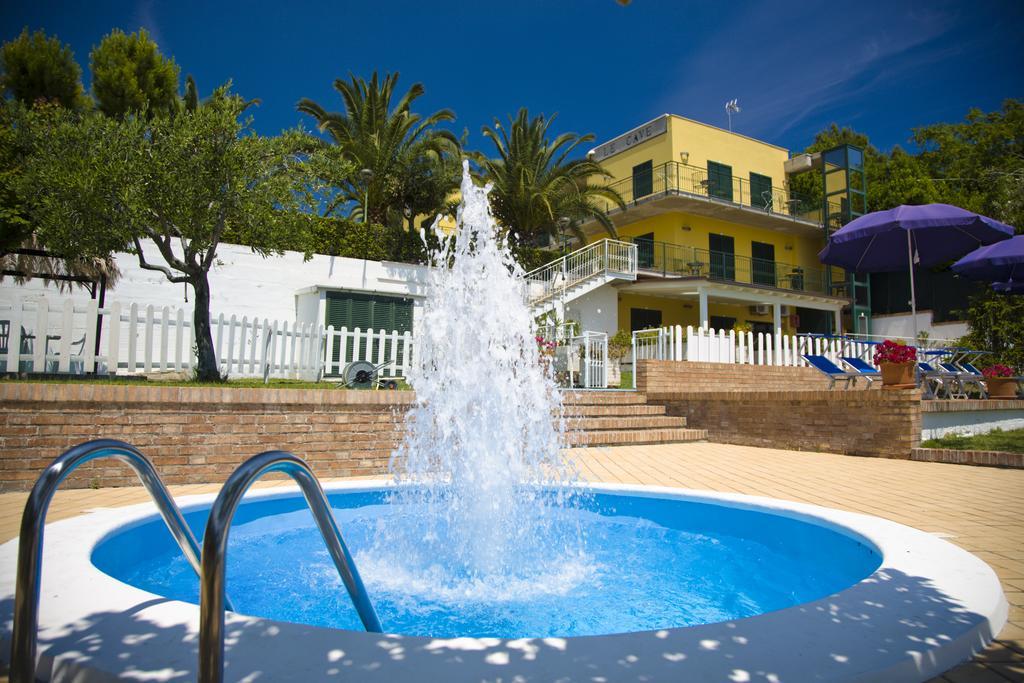 Hotel Le Cave Sirolo Εξωτερικό φωτογραφία