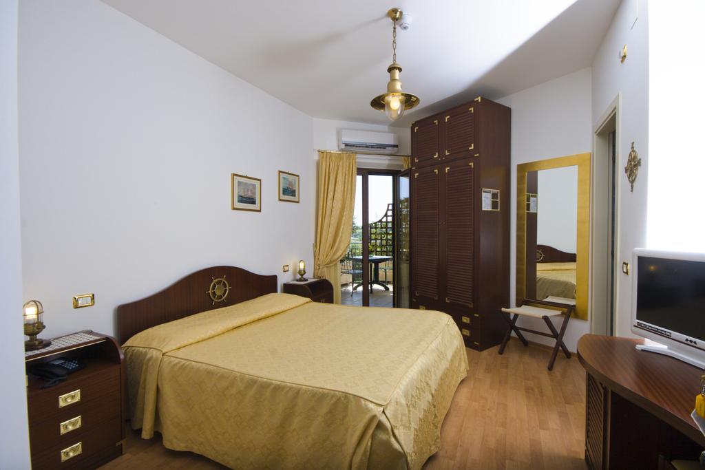 Hotel Le Cave Sirolo Εξωτερικό φωτογραφία